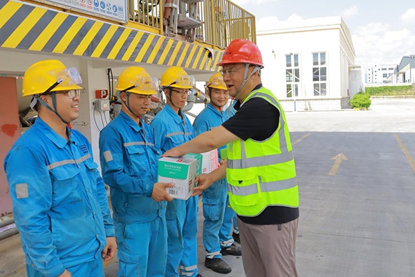 集團(tuán)黨委委員、總經(jīng)濟(jì)師丁鋒到廣西調(diào)研并開(kāi)...